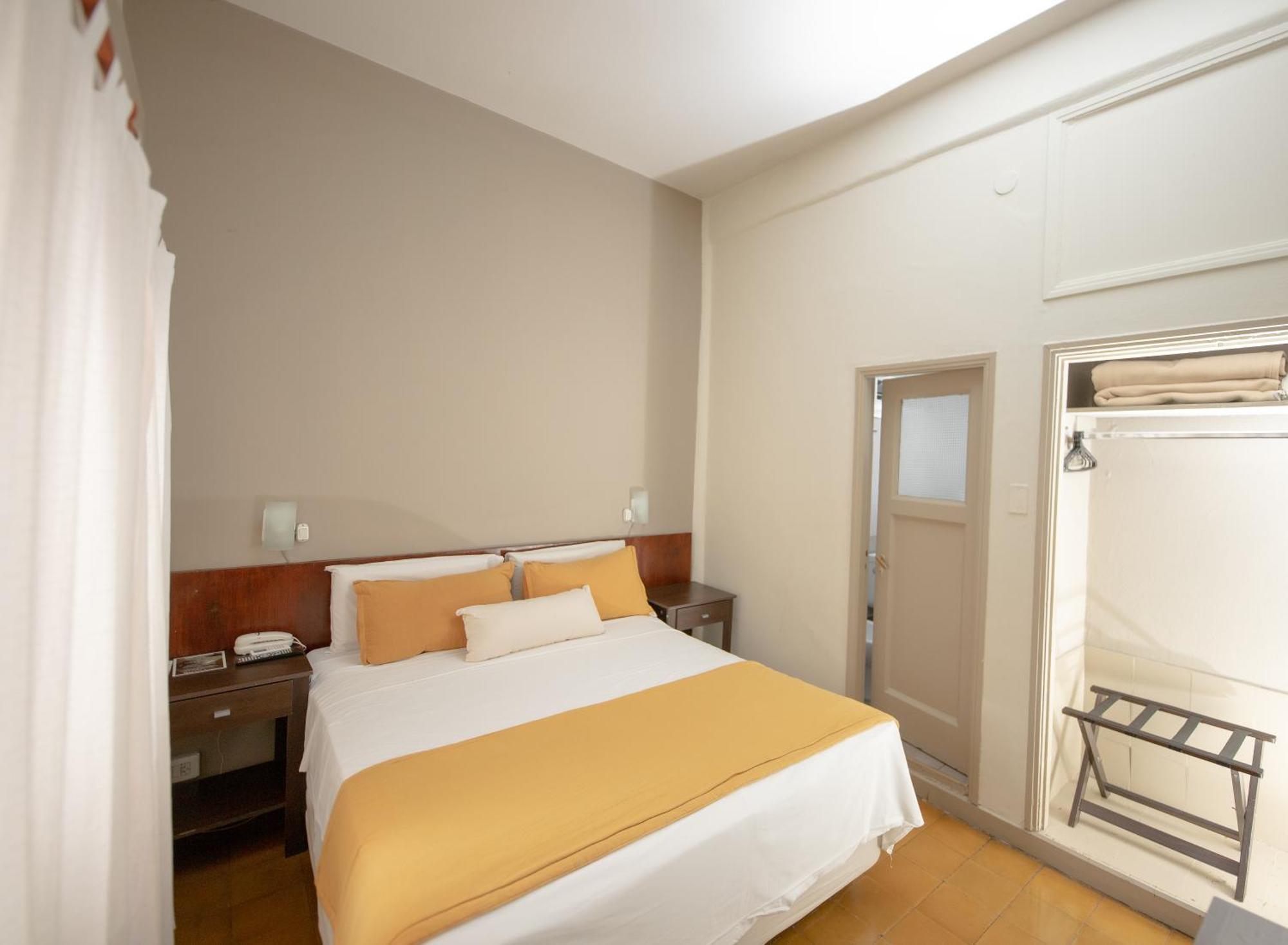 Gran Rex Hotel Кордова Экстерьер фото